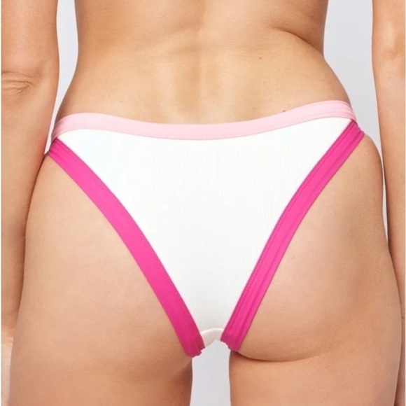 NWT L*Space Bikini ~ Axel Top and Vacay Bottom Classic in size L - Picture 5 of 16